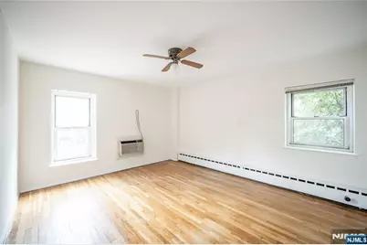 1575 Center Avenue 2C #2C, Fort Lee, NJ 07024 - Photo 15