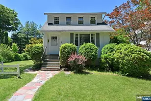 176 Park Ave, Allendale, NJ 07401 - Photo 1