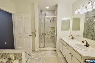 340 The Promenade, Edgewater, NJ 07020 - Photo 27