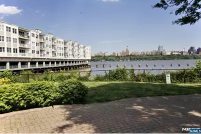 340 The Promenade, Edgewater, NJ 07020 - Photo 47