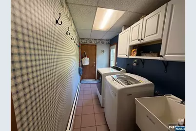 73 Hillside Avenue, Roxbury Township, NJ 07876 - Photo 11