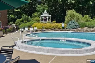 5322 Richmond Road 322, West Milford, NJ 07480 - Photo 3