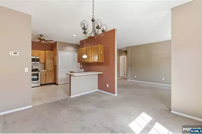 5322 Richmond Road 322 #322, West Milford, NJ 07480 - Photo 7