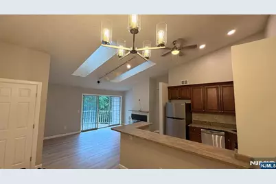 602 Lilac Lane, Mahwah, NJ 07430 - Photo 5
