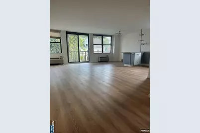 200 Division, Cliffside Park, NJ 07010 - Photo 7