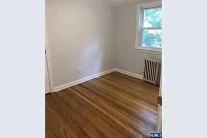 3-33 31st Street 2nd Flr #2nd flr, Fair Lawn, NJ 07410 - Photo 9