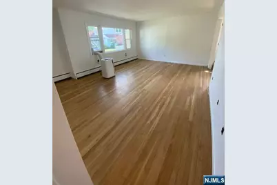 16 Demarest Court 1st Floor #1st Floor, Dumont, NJ 07628 - Photo 5