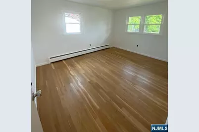 16 Demarest Court 1st Floor #1st Floor, Dumont, NJ 07628 - Photo 9