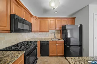 58 Kinderkamack Road 22 #22, Emerson, NJ 07630 - Photo 5