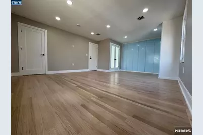 8 Dohrman, Teaneck Township, NJ 07666 - Photo 13