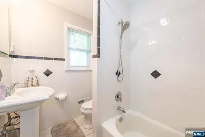 20 Manger Road, West Orange Township, NJ 07052 - Photo 13