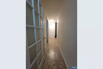 33 N Maple Avenue Apt 1 Left #Apt 1 Left, Park Ridge, NJ 07656 - Photo 3