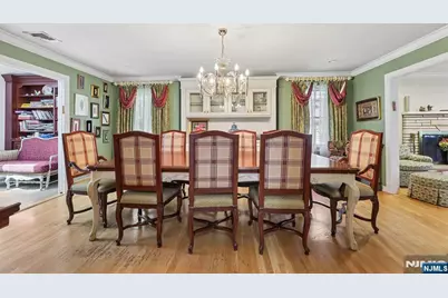 384 Rutland Avenue, Teaneck Township, NJ 07666 - Photo 7