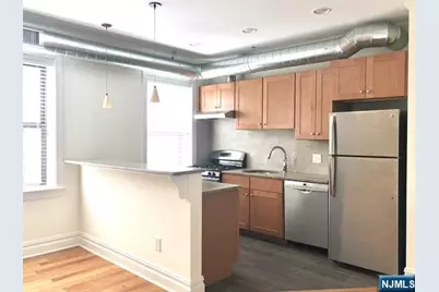 855 Broad Avenue 25 #25, Ridgefield, NJ 07657 - Photo 1