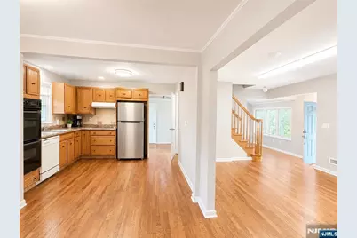 189 Homestead Road, Paramus, NJ 07652 - Photo 5