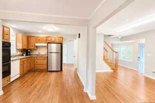 189 Homestead Rd, Paramus, NJ 07652 - Photo 5