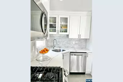 21 Blanche Court, Dumont, NJ 07628 - Photo 11
