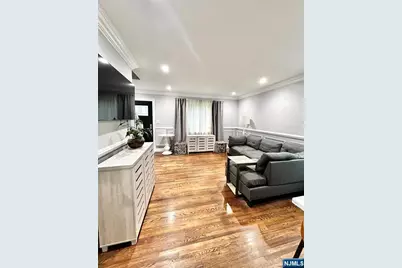 21 Blanche Court, Dumont, NJ 07628 - Photo 5