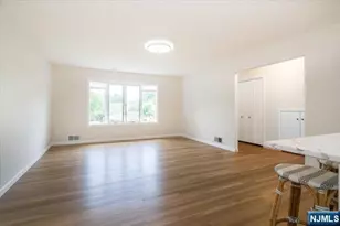 26 Garret Pl, Glen Rock, NJ 07452 - Photo 5