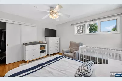 447 Van Dyke Street, Ridgewood, NJ 07450 - Photo 13
