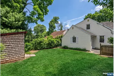 79 Highland Road, Glen Rock, NJ 07452 - Photo 25