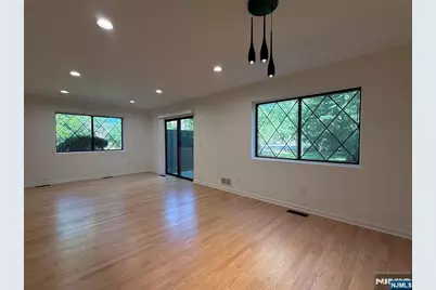 26 Linwood Avenue, Cresskill, NJ 07626 - Photo 5