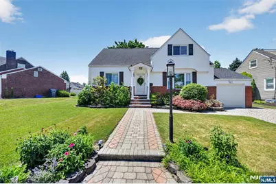 413 Maple Hill Drive, Hackensack, NJ 07601 - Photo 1