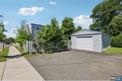 251 Main Street, East Rutherford, NJ 07073 - Photo 25