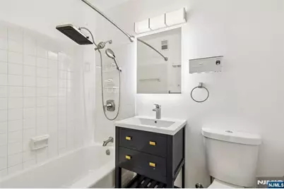 7100 Jfk Blvd E 2L #2L, Guttenberg, NJ 07093 - Photo 7