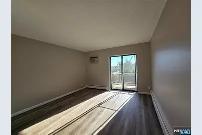 100 2nd Street 104 #104, Hackensack, NJ 07601 - Photo 5