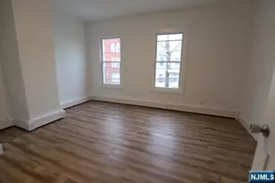9 Maple 2L, Kearny, NJ 07032 - Photo 15
