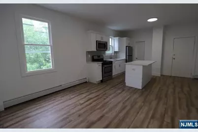 9 Maple 2L #2L, Kearny, NJ 07032 - Photo 5