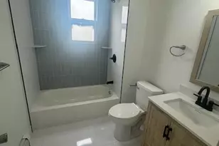 9 Maple 2L, Kearny, NJ 07032 - Photo 27
