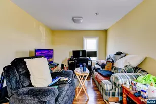 138 Hamburg Turnpike, Bloomingdale, NJ 07403 - Photo 7