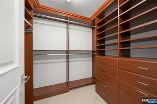 100 Carlyle Dr Vp6, Cliffside Park, NJ 07010 - Photo 29