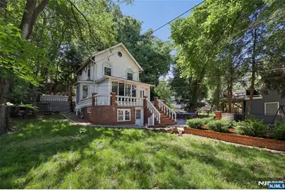 796 Old Newbridge Road, Teaneck Township, NJ 07666 - Photo 1
