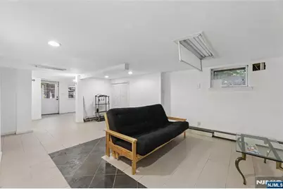 796 Old Newbridge Road, Teaneck Township, NJ 07666 - Photo 21