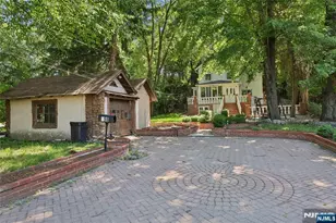 796 Old New Bridge Rd, Teaneck Township, NJ 07666 - Photo 37