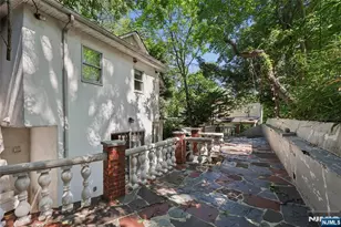 796 Old New Bridge Rd, Teaneck Township, NJ 07666 - Photo 5