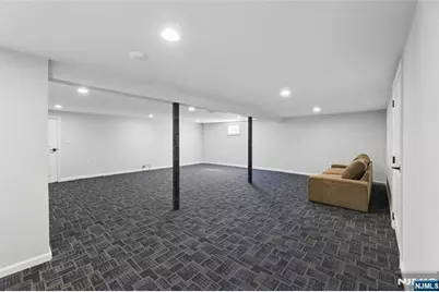 1474 Windsor Road, Teaneck Township, NJ 07666 - Photo 21