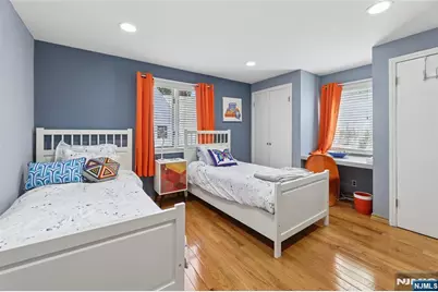 1474 Windsor Road, Teaneck Township, NJ 07666 - Photo 33