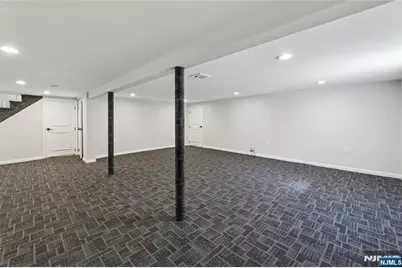 1474 Windsor Road, Teaneck Township, NJ 07666 - Photo 23