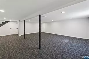 1474 Windsor Rd, Teaneck Township, NJ 07666 - Photo 23