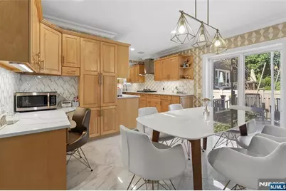1474 Windsor Road, Teaneck Township, NJ 07666 - Photo 11