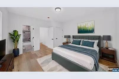125 Cedarhurst Avenue, Woodland Park, NJ 07410 - Photo 23
