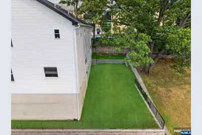 125 Cedarhurst Avenue, Woodland Park, NJ 07410 - Photo 43