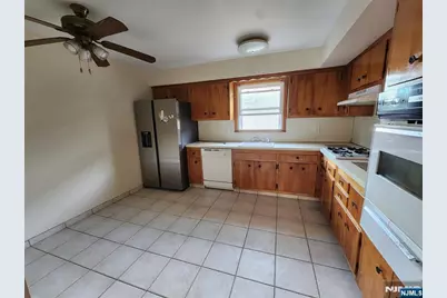 34 Hilton Street, Belleville, NJ 07109 - Photo 7