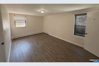 355 Devon Street, Kearny, NJ 07032 - Photo 5