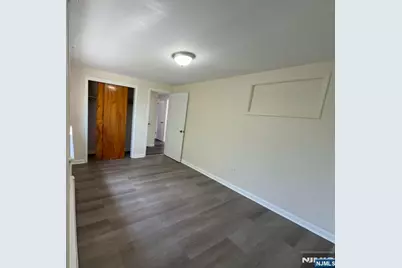 355 Devon Street, Kearny, NJ 07032 - Photo 11