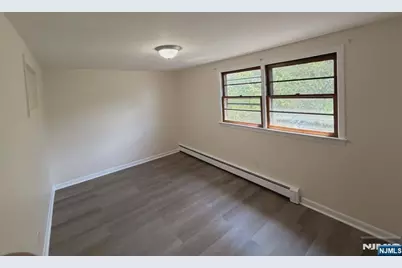 355 Devon Street, Kearny, NJ 07032 - Photo 13